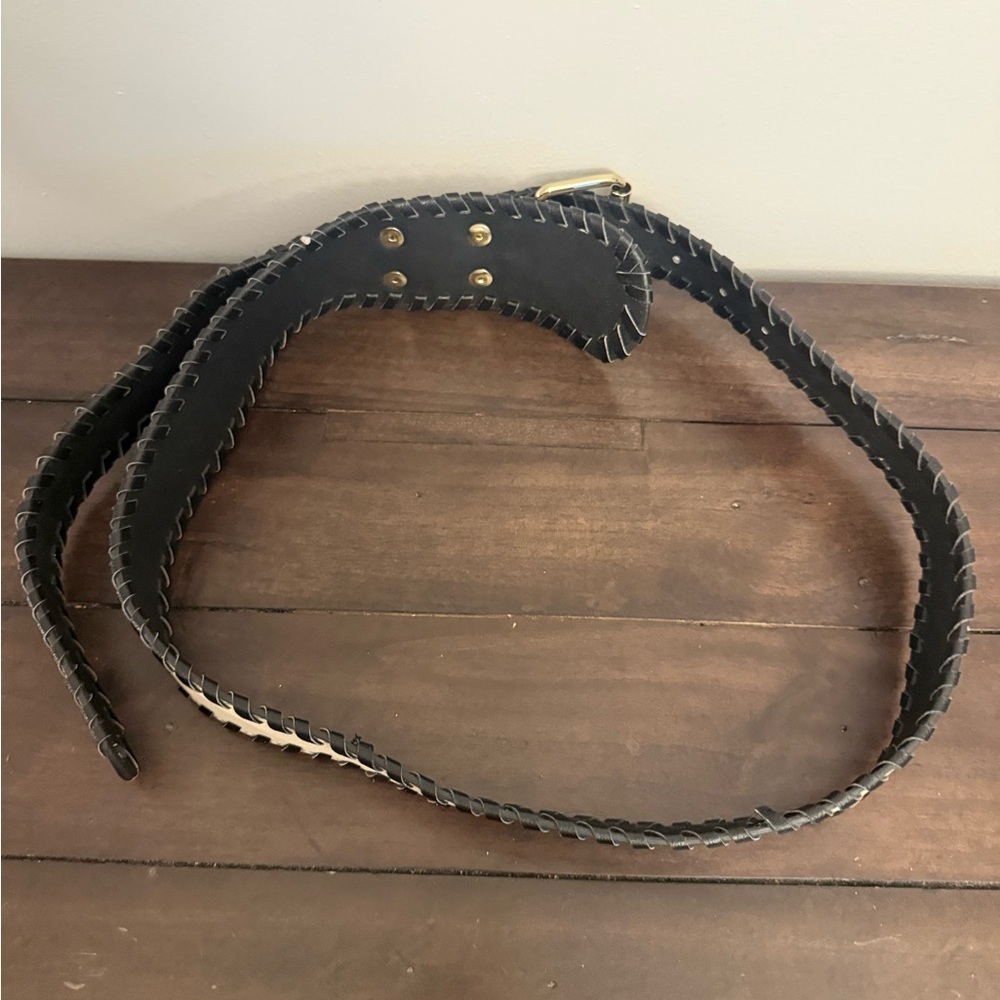 BCBGMAXAZRIA Whip-Stitched Leather Belt Black/Cream M/L - Picture 5 of 5